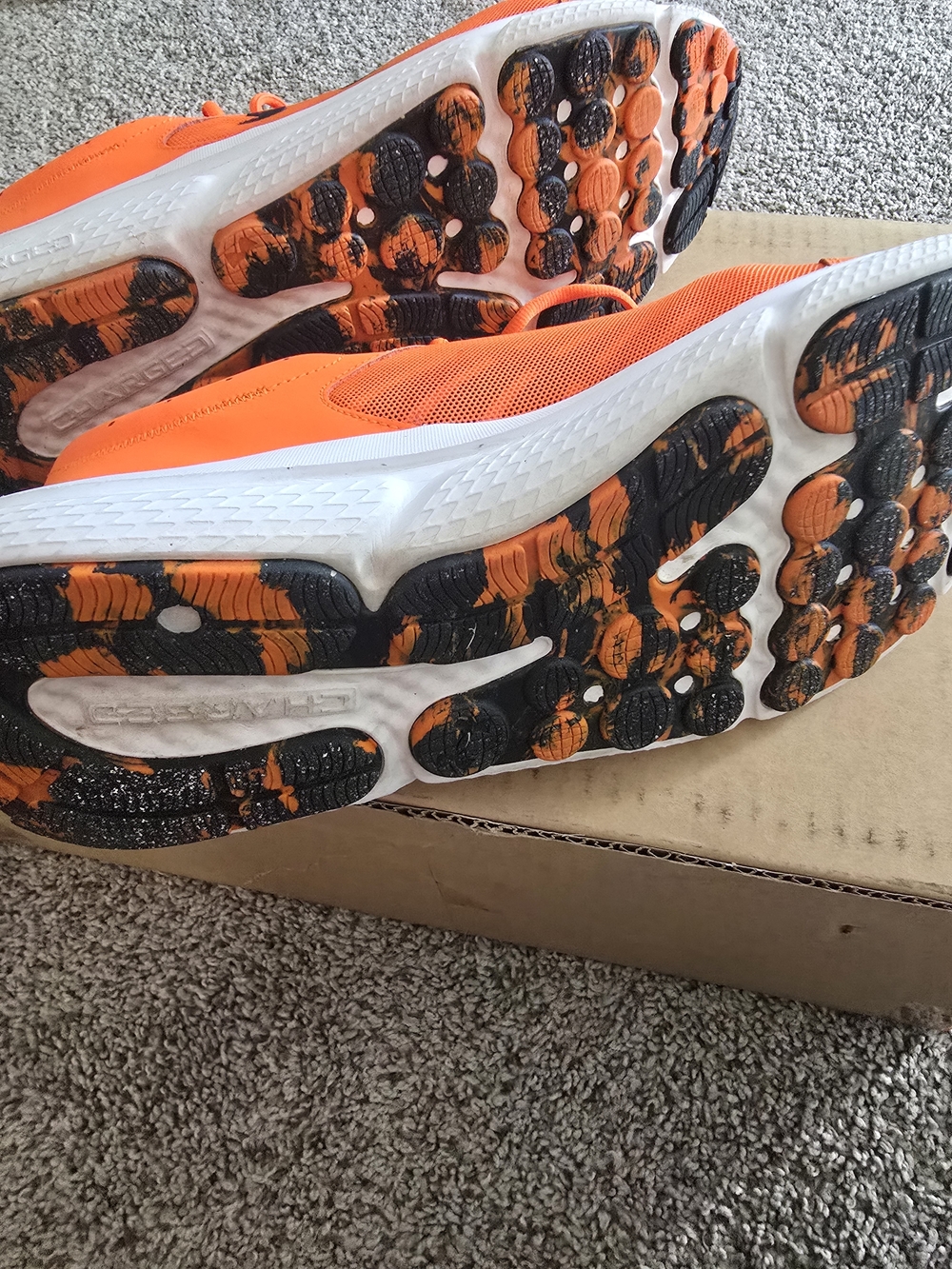 Under Armour Charged Assert 10 Bright Orange Athletic Sneaker Men 13 - Picture 5 of 5